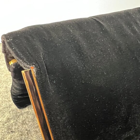 Bienen Davis VTG Black Velvet & Gold Tone Metal Trim Clutch W/ Mirror & Pouch - Picture 6 of 16